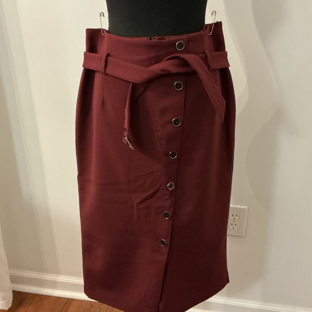 White House Black Market Burgundy Pencil Skirt